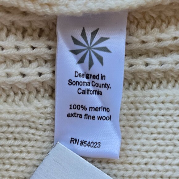 NWOT 100% Merino Hoodie Aran Design Celtic - Picture 3 of 7